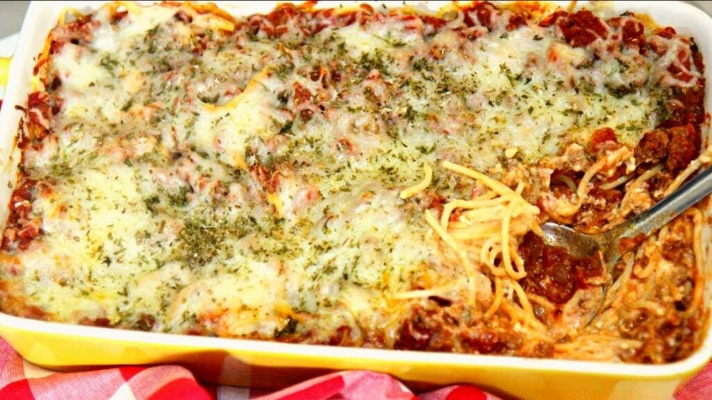 Easy-To-Make Million-Dollar Spaghetti, homemade and freshly served