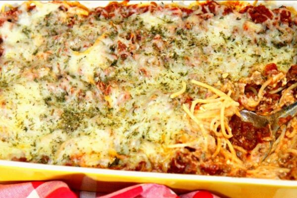 Easy-To-Make Million-Dollar Spaghetti, homemade and freshly served