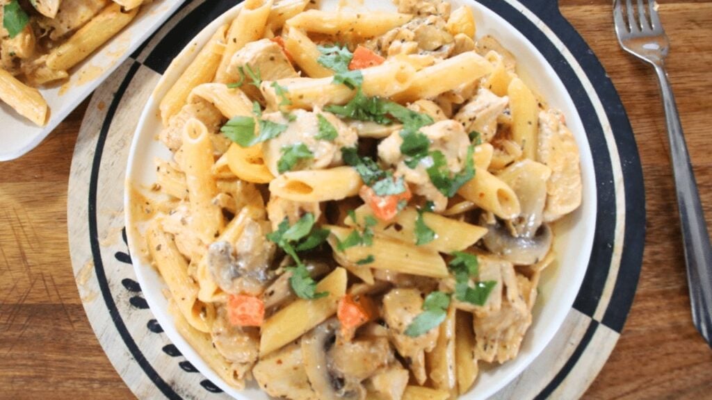 Creamy Mushroom Chicken Pasta, homemade and freshly served