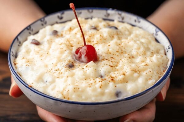 Easy New York Deli-Style Rice Pudding, homemade and freshly served