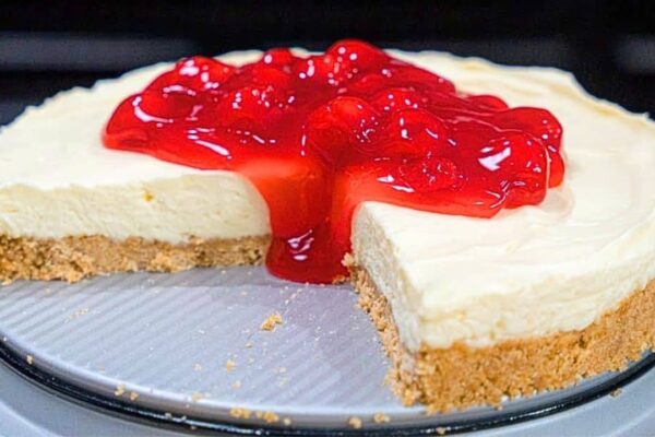 Easy No-Bake Cherry Cheesecake, homemade and freshly served