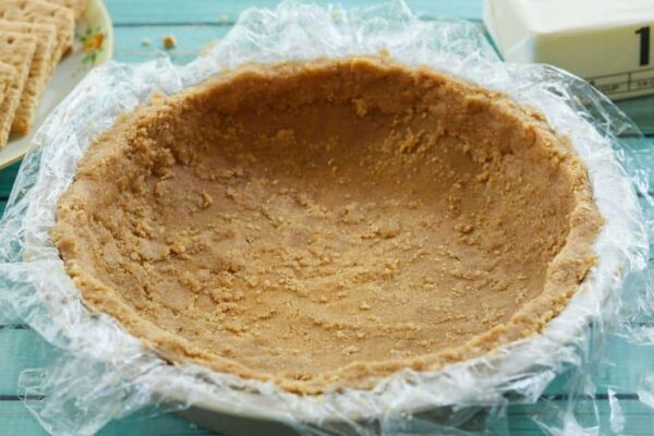 2-Ingredient No-Bake Cookie Pie Crust, homemade and freshly served