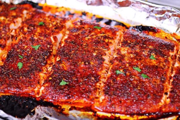Easy No-Fail Baked Salmon, homemade and freshly served