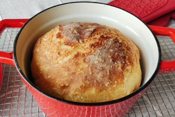 Easy 4-Ingredient No-Knead Dutch Oven Bread, homemade and freshly served