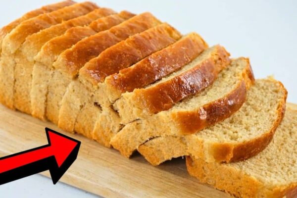Easy, Healthy, and Fluffy No-Knead Whole Wheat Bread, homemade and freshly served
