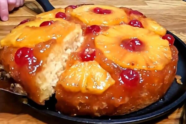 Tammy’s Old-Fashioned Pineapple Skillet Cake, homemade and freshly served