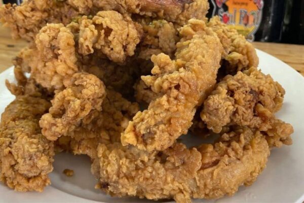 Old-School Crispy Fried Chicken Necks, homemade and freshly served