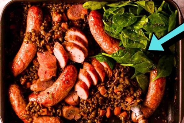 Easy One-Pan Baked Sausages & Lentils, homemade and freshly served