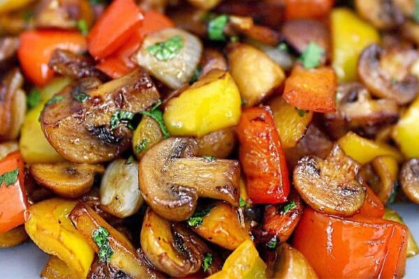 Easy One-Pan Mushrooms & Vegetables, homemade and freshly served