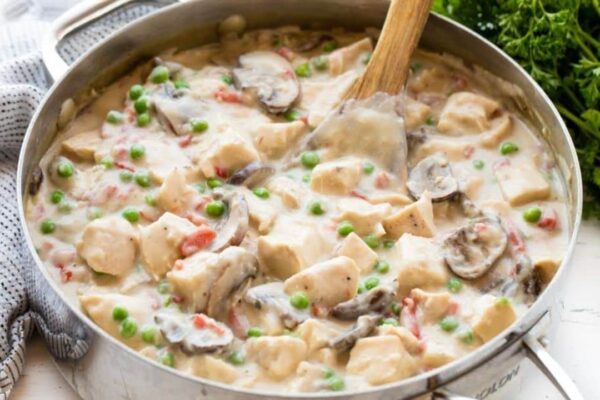 Easy One-Pot Classic Chicken A La King, homemade and freshly served