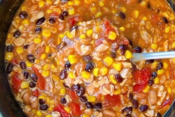 Easy 30-Minute 7-Can Chicken Taco Soup, homemade and freshly served