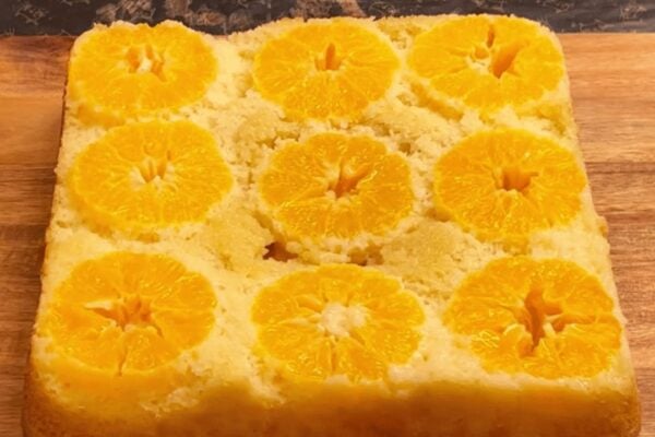 Super Easy Orange Cake, homemade and freshly served