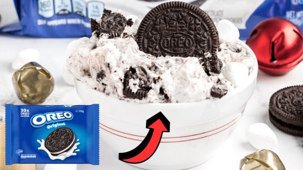 Easy Oreo Fluff, homemade and freshly served