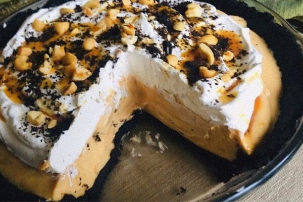 6-Ingredient Oreo Peanut Butter Cream Pie, homemade and freshly served