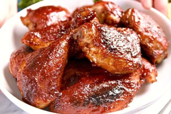 Easy Oven-baked BBQ Chicken, homemade and freshly served