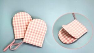Finished Easy Oven Mitts Sewing, a completed DIY project
