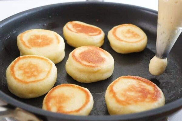 Easy Pan Fried Bread, homemade and freshly served
