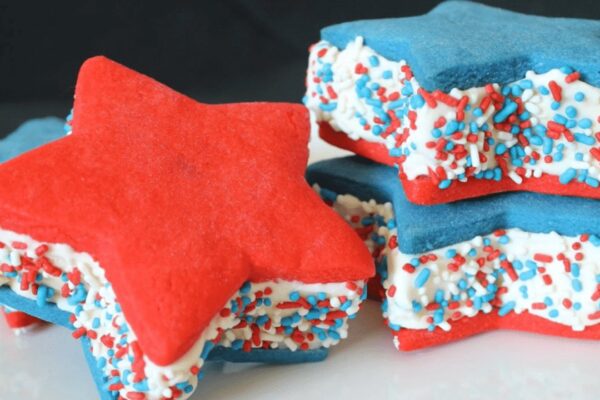 Easy Patriotic Star Ice Cream Sandwich, homemade and freshly served