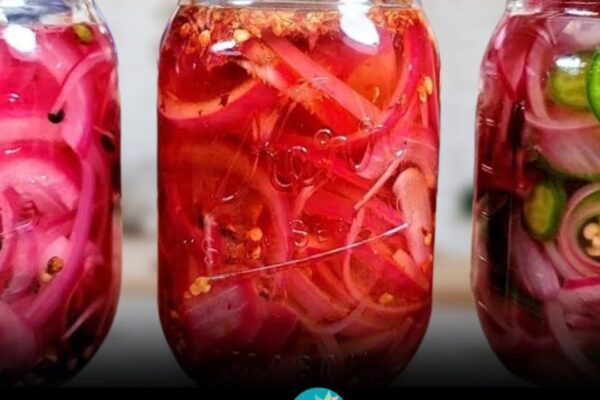 Easy Pickled Red Onions, homemade and freshly served
