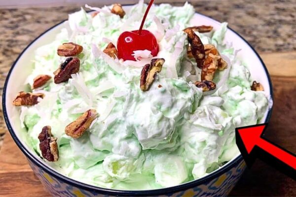 Quick & Easy Pistachio Pudding Salad, homemade and freshly served