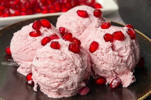 Easy 4-Ingredient Pomegranate Ice Cream, homemade and freshly served