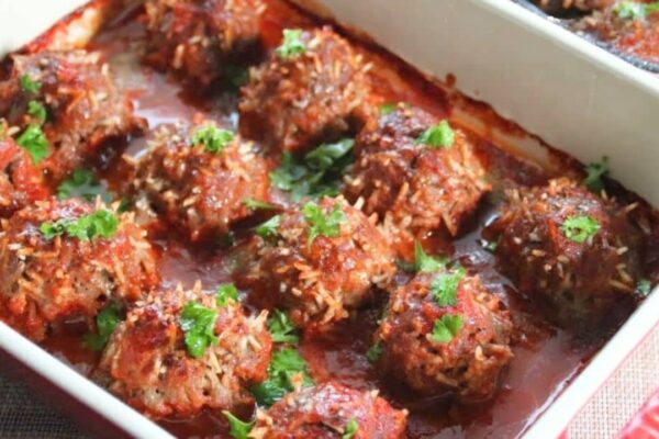 Easy Budget Porcupine Meatballs, homemade and freshly served