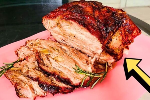 Easy Pork Roast Stuffed with Garlic Onion Sauce, homemade and freshly served