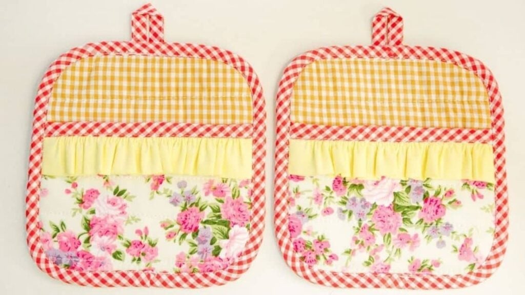 Finished Easy DIY Pot-Holder Sewing, a completed DIY project