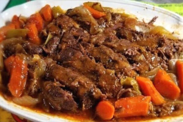 Easy 5-Star Pot Roast, homemade and freshly served