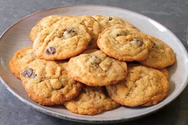 Easy Potato Chip Cookies, homemade and freshly served