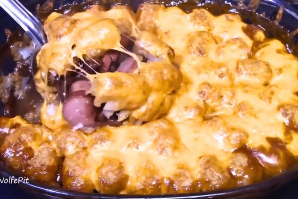 Easy 4-Ingredient Redneck Casserole, homemade and freshly served