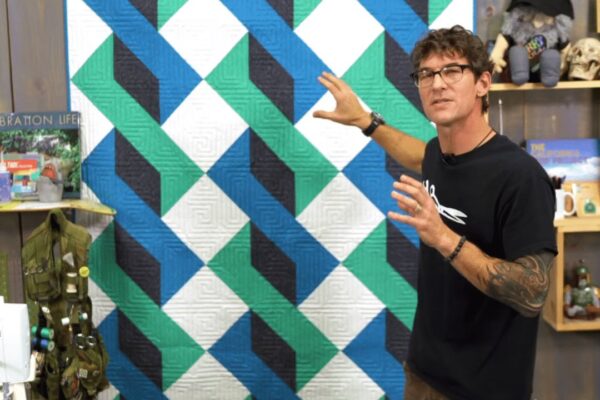Finished a "Ribbon Pole" Quilt, a completed DIY project