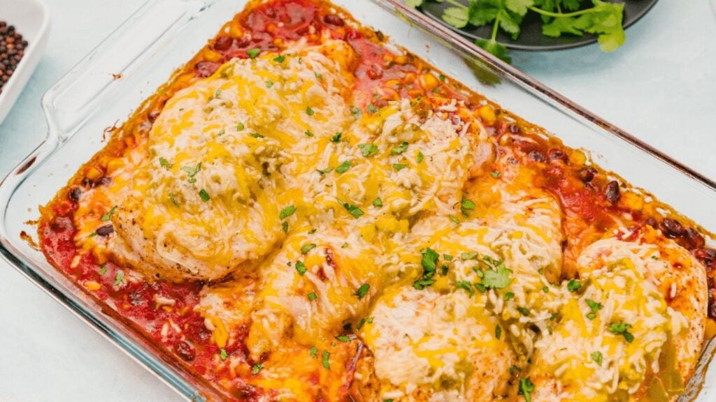 Easy Santa Fe Baked Chicken, homemade and freshly served