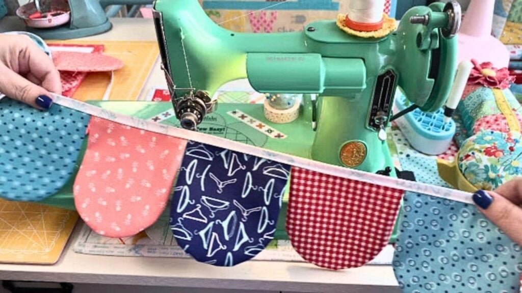 Finished Easy Scalloped Bunting Sewing, a completed DIY project