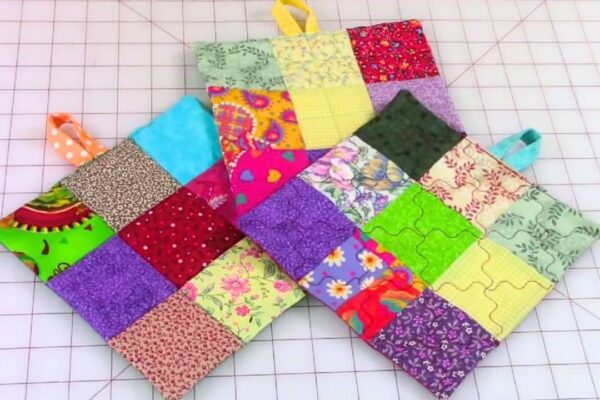 Finished Easy 10-Minute Scrappy Pot Holder Sewing, a completed DIY project