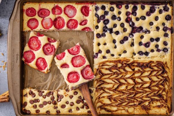 Easy 4-in-1 Sheet Pancake, homemade and freshly served