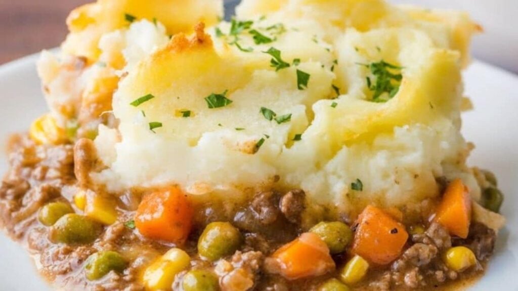 Easy Shepherd’s Pie, homemade and freshly served