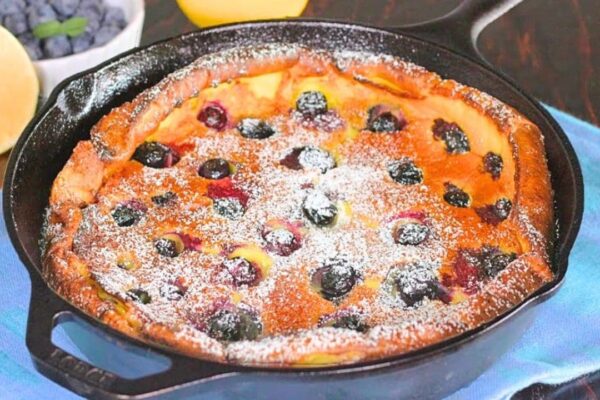 Easy Skillet Blueberry Dutch Baby Pancake, homemade and freshly served
