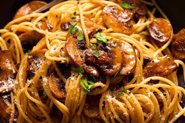 Easy Skillet Mushroom Pasta, homemade and freshly served