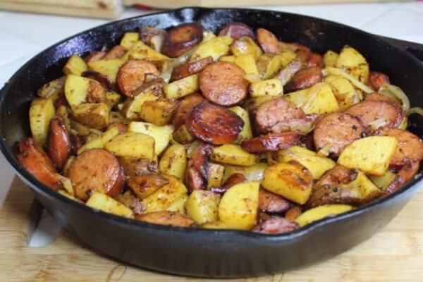 Easy Skillet Potato w/ Sausage & Onion, homemade and freshly served