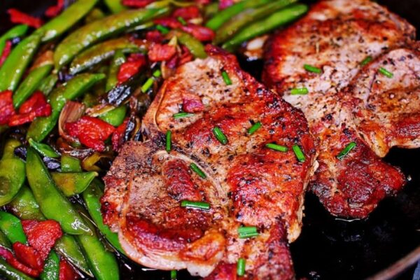 Easy Skillet Seared Pork Chops & Vegetables, homemade and freshly served