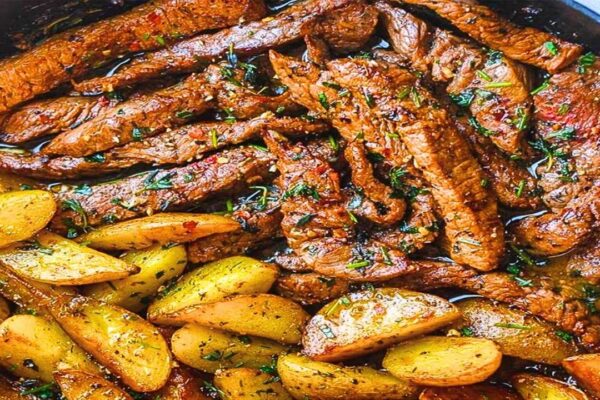 Easy Skillet Steak and Potatoes, homemade and freshly served