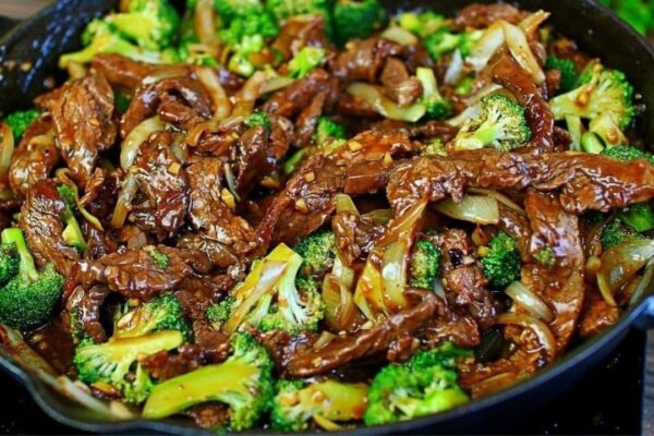 Easy Skillet Stir Fried Steak And Broccoli, homemade and freshly served