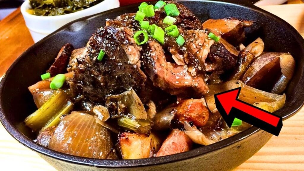 Easy Slow-Cooked Beef Pot Roast, homemade and freshly served