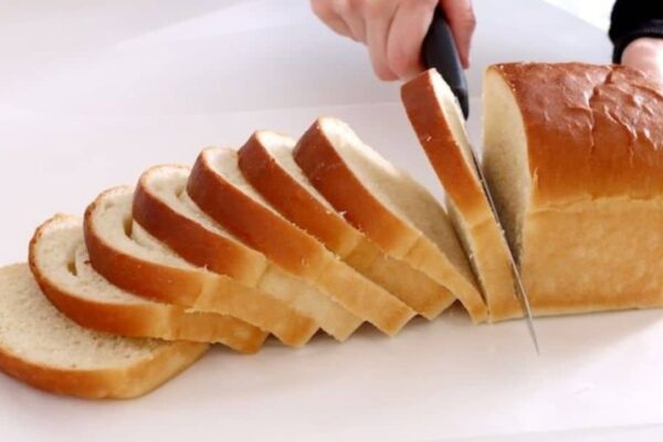 Easy No-Knead Soft Sandwich Bread, homemade and freshly served