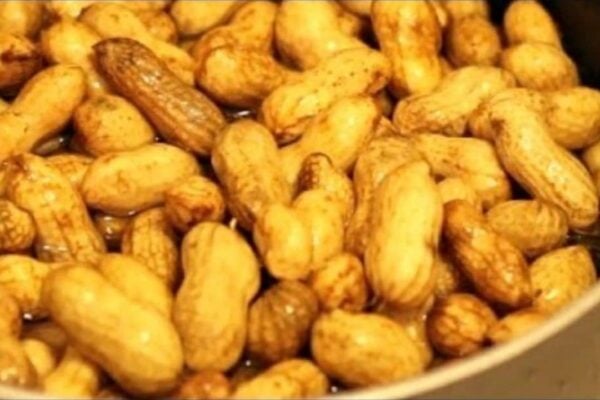 Easy Southern Boiled Peanut, homemade and freshly served