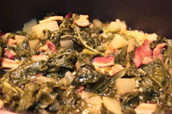Easy Southern Turnip Greens, homemade and freshly served