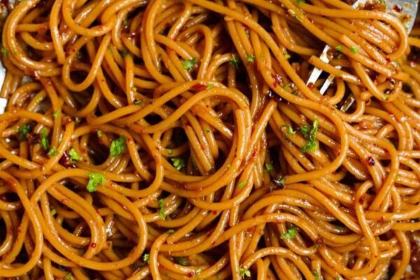Easy Spicy Spaghetti Pasta, homemade and freshly served
