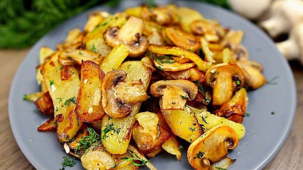 Easy Stir-Fried Potatoes and Mushrooms, homemade and freshly served