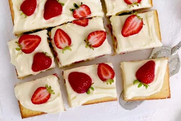 Easy-to-Make Fresh Strawberry Sheet Cake, homemade and freshly served